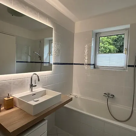 Schoene Studio-loft Mit Terrasse Apartmán *